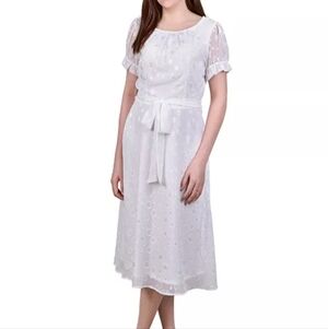 NY CollectionPetite Short Sleeve Belted Swiss Dot Dress Size PM